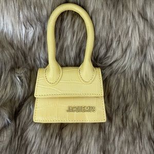 Pastel Yellow Snakeskin JACQUEMUS le chiquito bag.